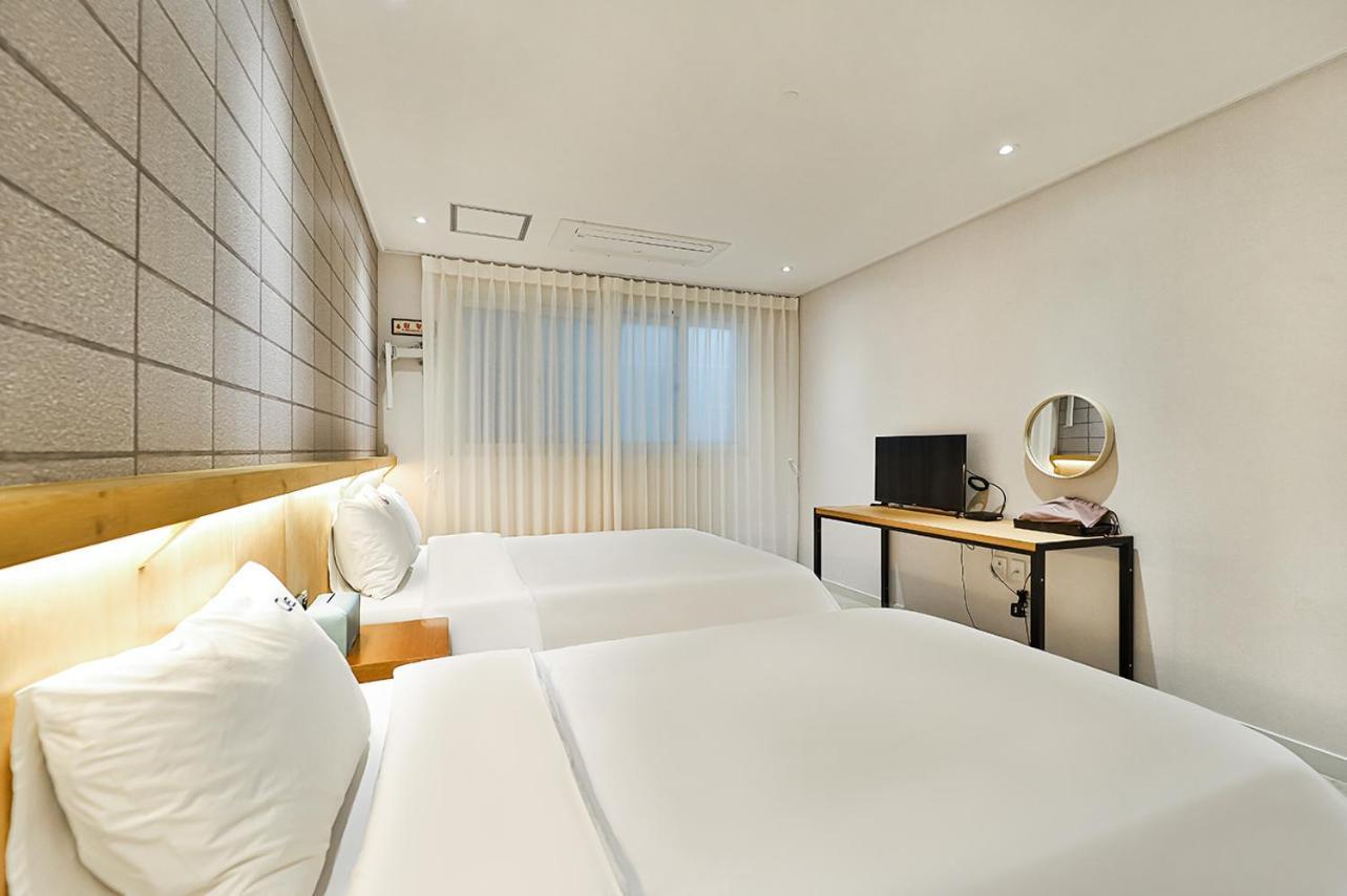 Ciel Mini Hotel Кёнджу Экстерьер фото